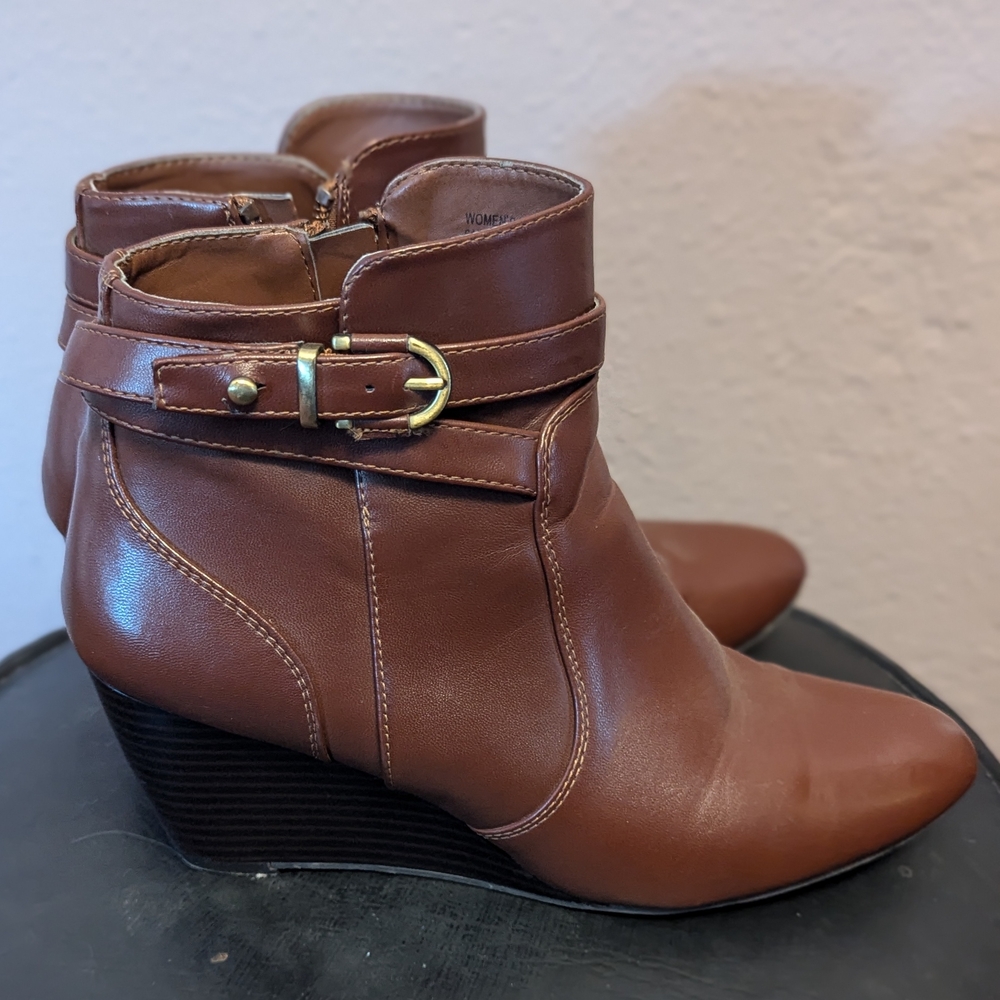 G.H. Bass & Co. Brown Ankle Boots